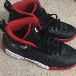 Jordan jumpmans 6.5y